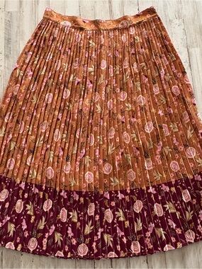 LOFT Floral Pleated Skirt Size 14